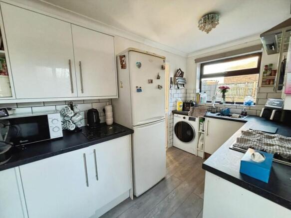 2 bed Semi-Detached for sale Image 5