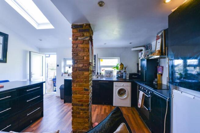 Kitchen.jpg