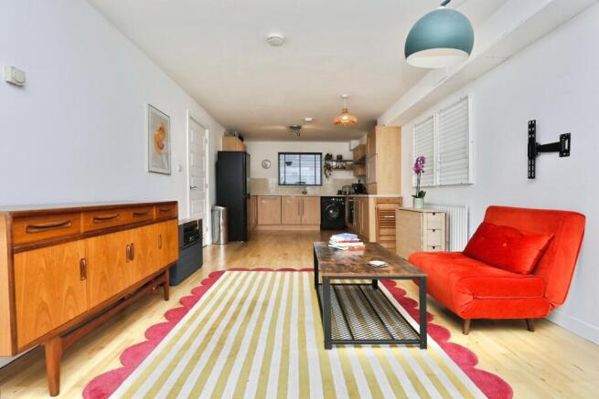 Lounge / Kitchen