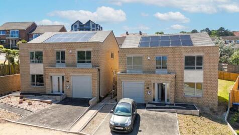 Pear Tree Close, Scarborough, YO11