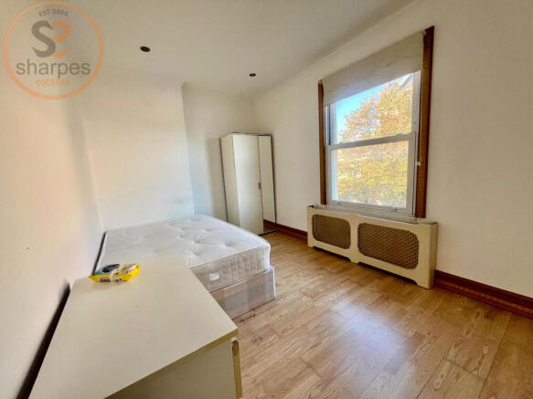 WhatsApp Image 2025-10-06 at 16.55.50.jpeg