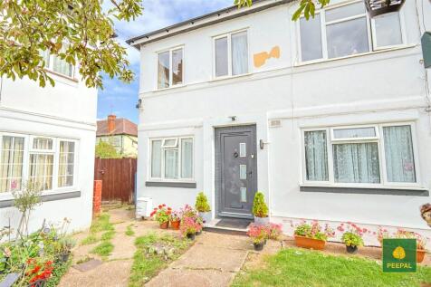 Greenway Gardens, Greenford, UB6