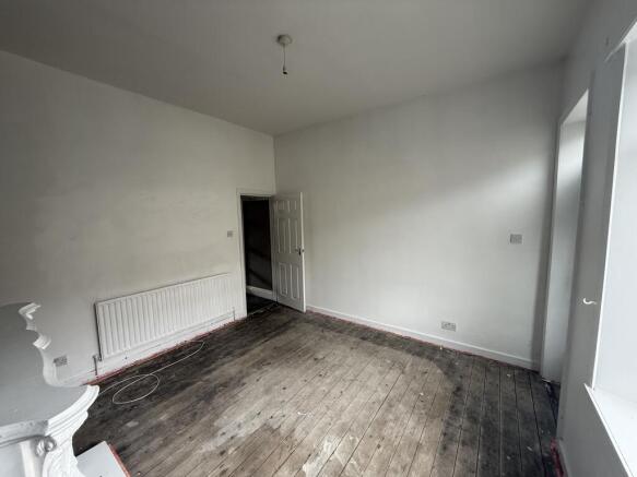 3 bed Terraced for sale Image 5