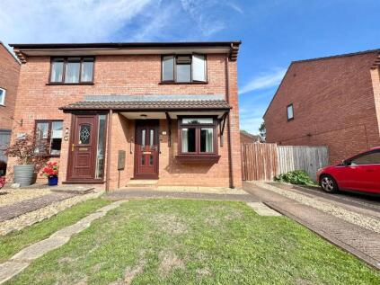 Walnut Drive, Tiverton