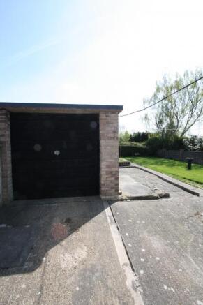 Detached Garage