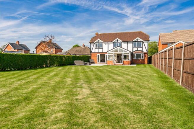 Town Road, Tetney, Grimsby, Lincolnshire, DN36 photo 4