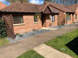 19, Honeywell Close, Leicester LE2 5QP