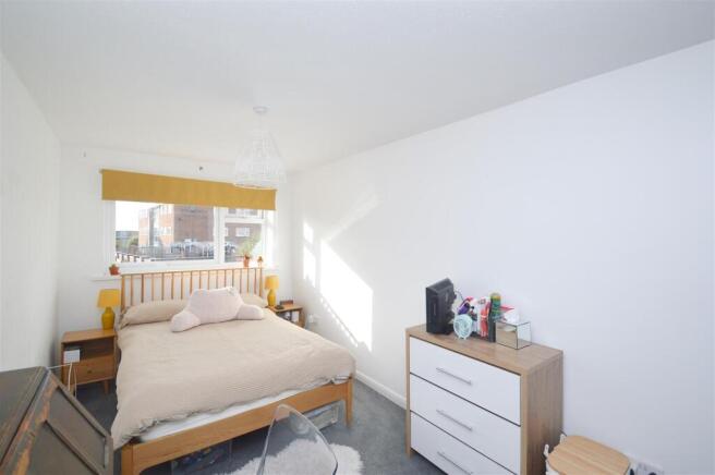 Cockerell Rise, East Cowes photo 4