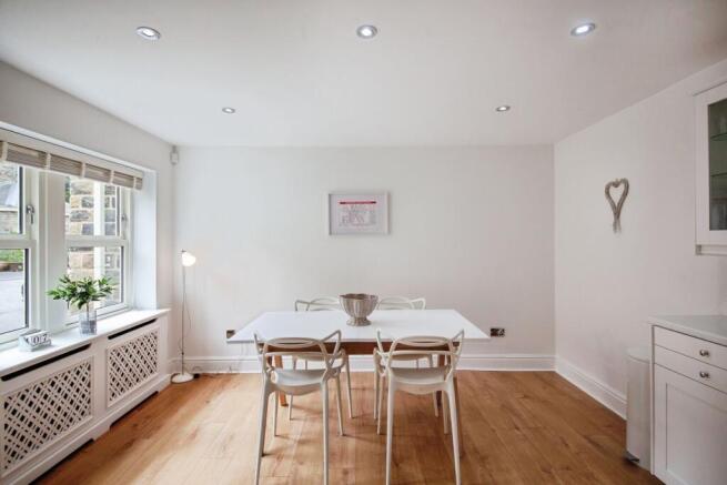 1 bed Mews for sale Image 4