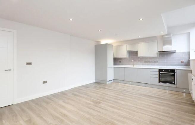 1 bed Apartment to rent Image 5