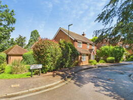 1, St Marys Gardens, Horsham RH12 1JP