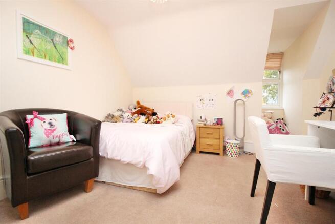 Bedroom 3.JPG