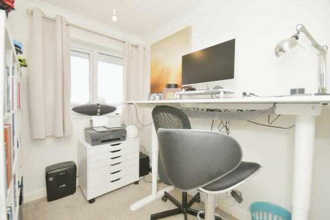 BEDROOM 4.jpg