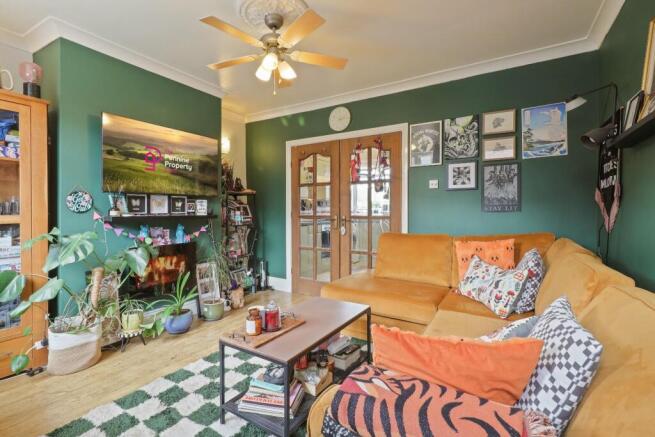 2 bed Terraced for sale Image 2