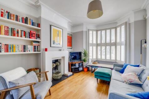 Kings Road, 'The Royals' SW14