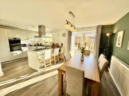 28, Cherry Way, Louth LN11 7EY