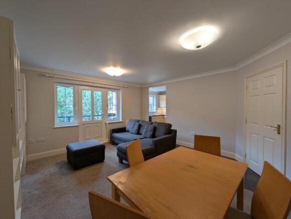 Flat 6 Phoenix House 006A.jpg