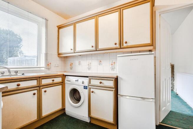 3 bed Semi-Detached for sale Image 7