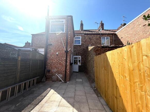 2 bed Terraced for sale Image 11