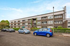 42, Nunnington Close, Mottingham, London SE9 4TA