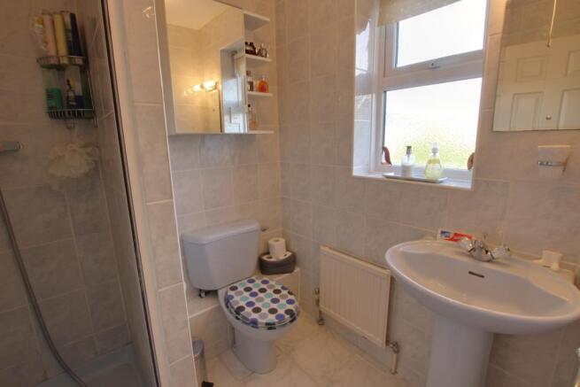 EN SUITE