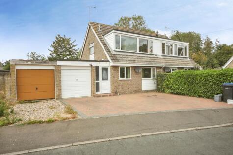 Ash Road, Onehouse, Stowmarket, Suffolk, IP14