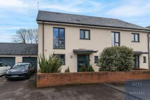 6, Cobley Court, Exeter EX4 8GB