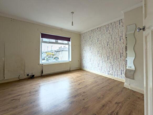 2 bed Terraced for sale Image 8