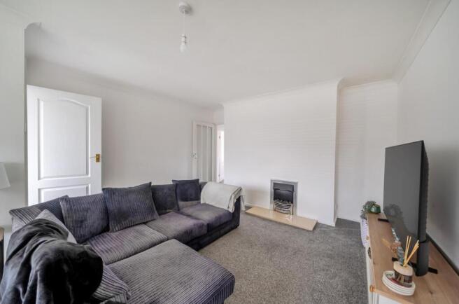 3 bed Semi-Detached Bungalow for sale Image 6