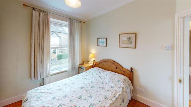11-Pembroke-Terrace-Bedroom.jpg