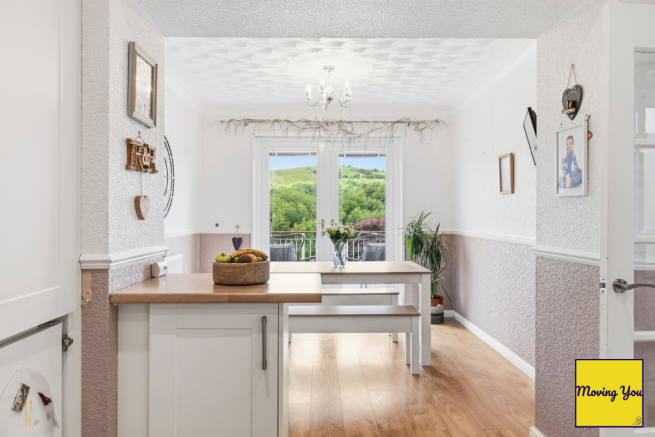 Heol Y Gors, Rhydaman, Carmarthenshire, SA18 1RF photo 4