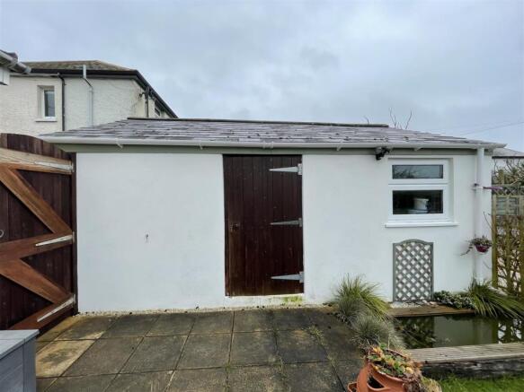 Garage: