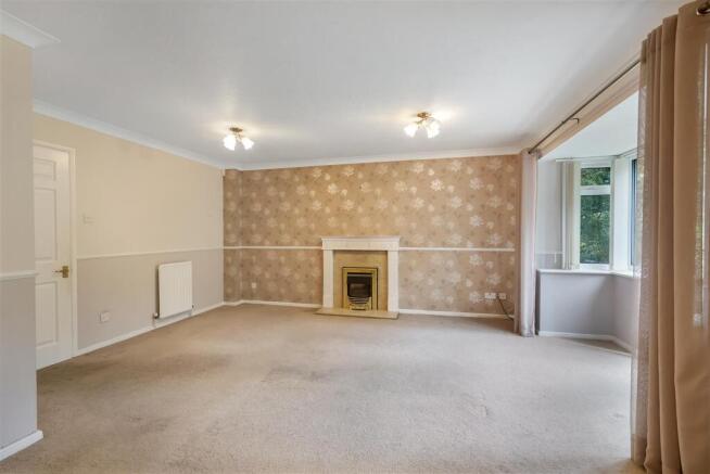 3 bed Detached for sale Image 6