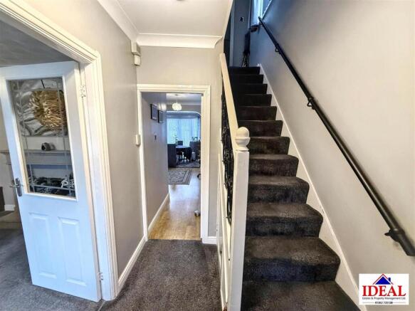 2 bed Semi-Detached for sale Image 12