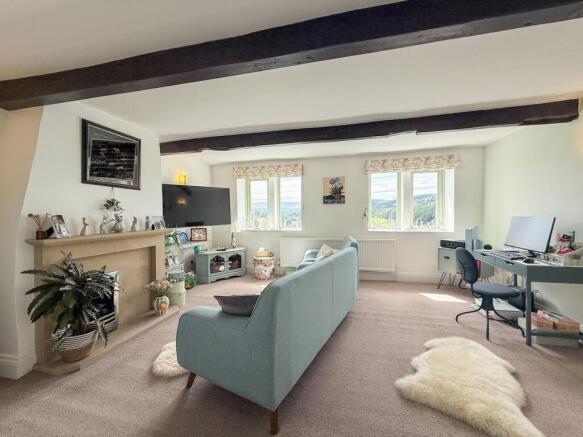 2 bed Cottage for sale Image 11