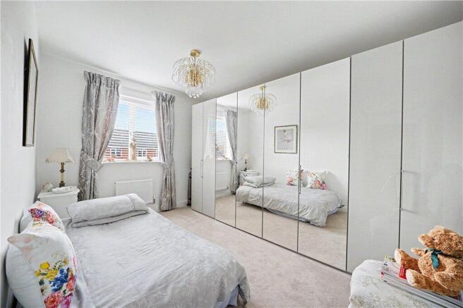 4 bed Detached for sale Image 12