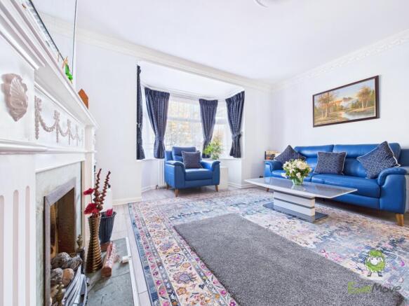 CAM01543G0-PR0159-STILL018