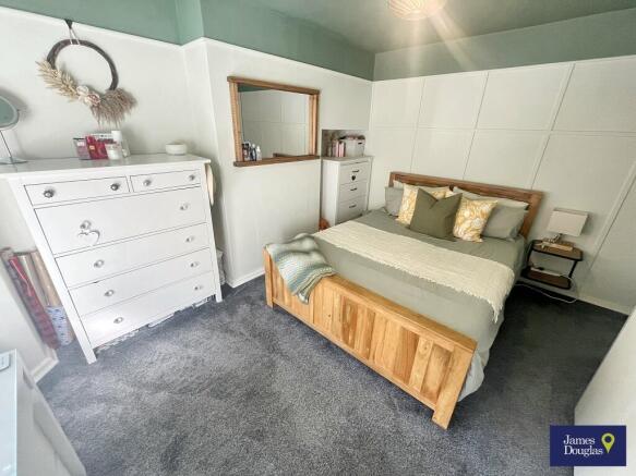 Bed12