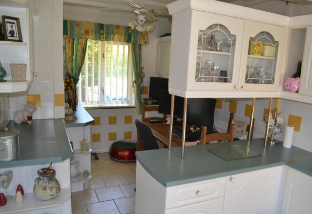 Photo 5
