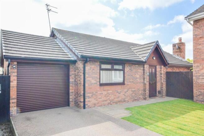 2 bed Detached Bungalow for sale Image 10