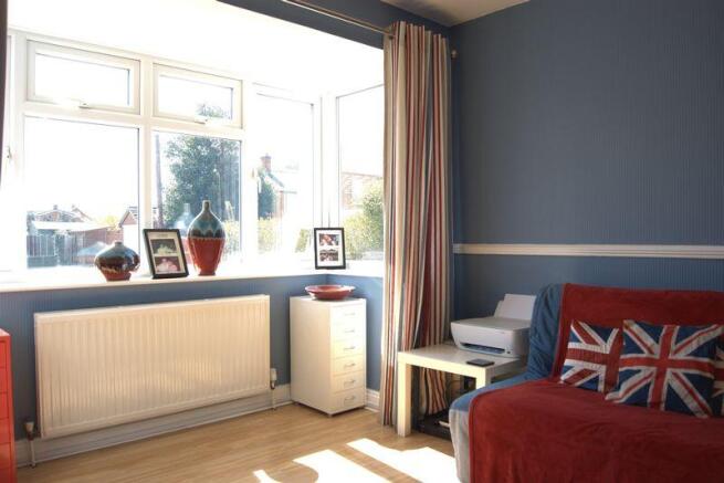Bedroom 3/Study