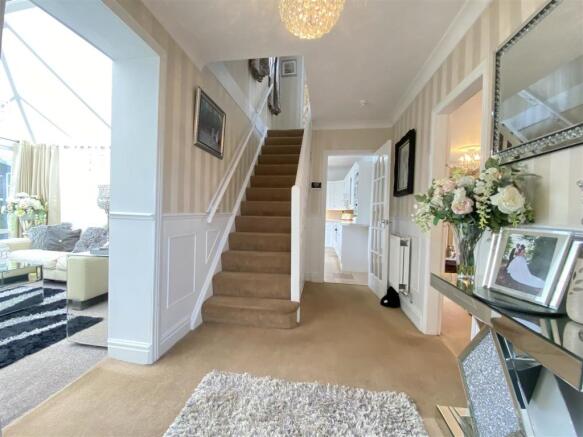 RECEPTION HALLWAY