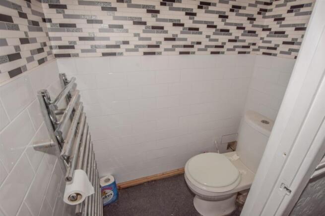 W/C Cloakroom