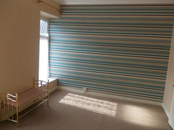Bedroom 1 (FRONT)