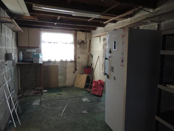 Garage: