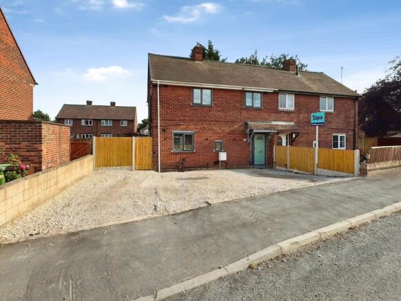 3 bed Semi-Detached for sale in knottingley