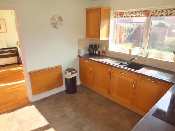 Photo 11