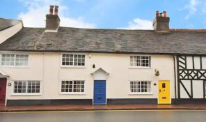 72a, High Street, Great Missenden HP16 0AN