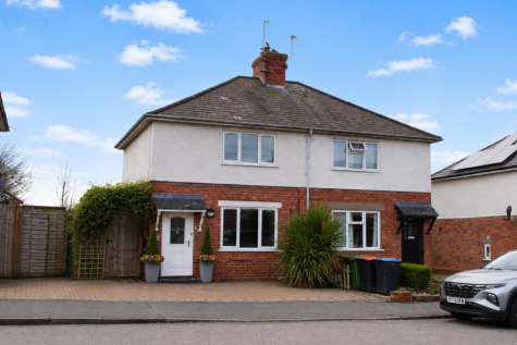 Stanton Avenue, Bradville, Milton Keynes