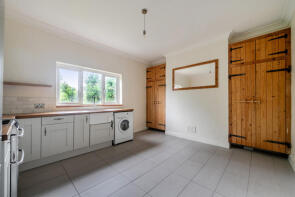 10b, Avington Grove, Penge, London SE20 8RY